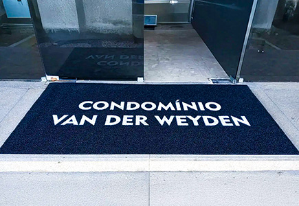Tapetes para condomínios